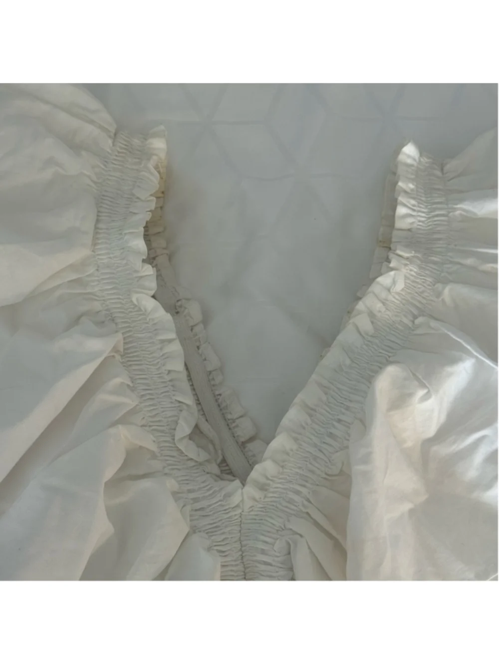 Zara White Ruffle Poplin Crop Top Smocked V-Neck Puff Sleeve Peplum Blouse Size